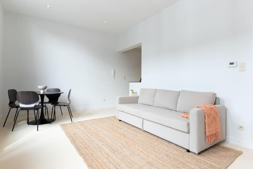 Bright, Spacious Apartments & Perfectly Located In The Heart Of Гент Экстерьер фото