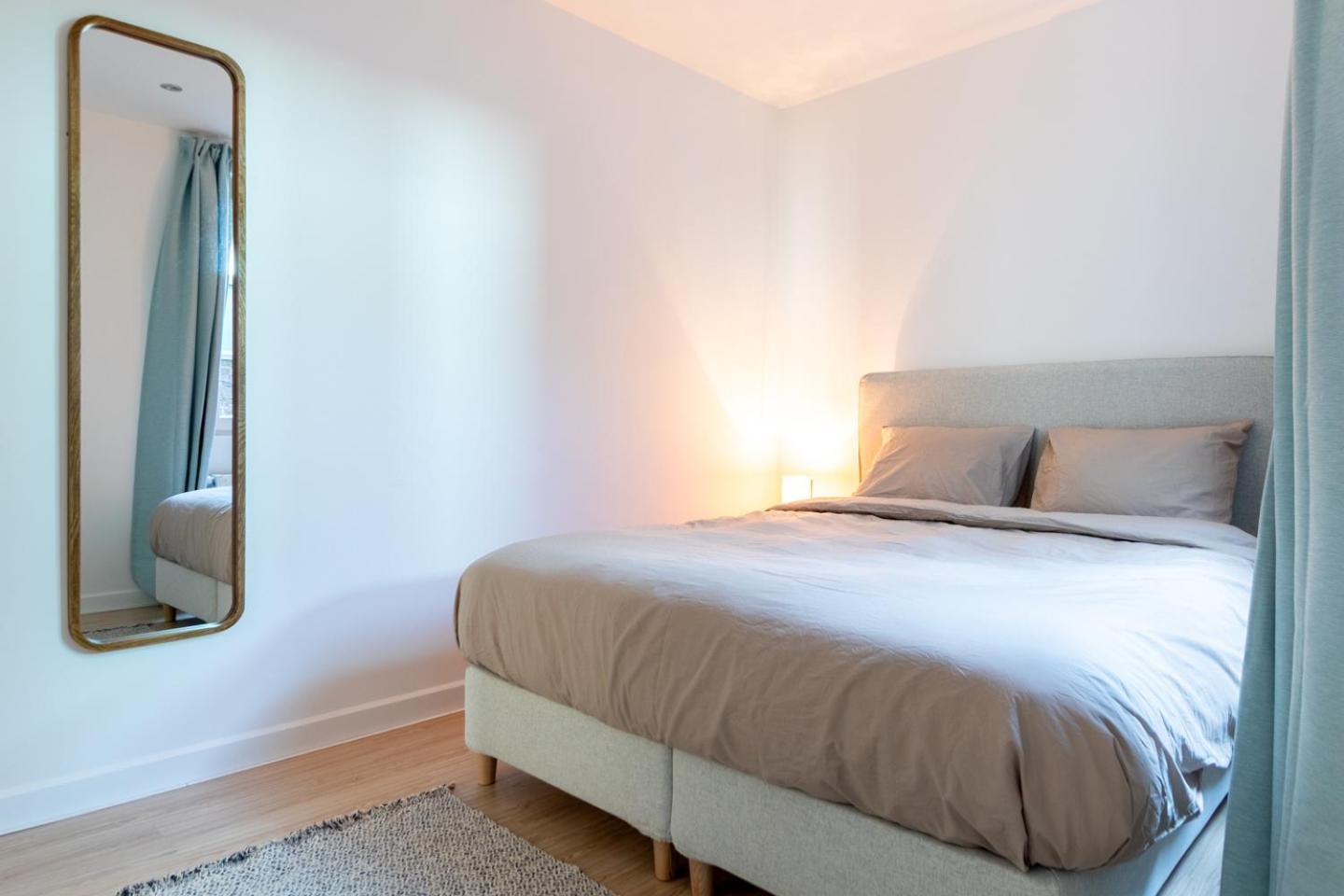 Bright, Spacious Apartments & Perfectly Located In The Heart Of Гент Экстерьер фото
