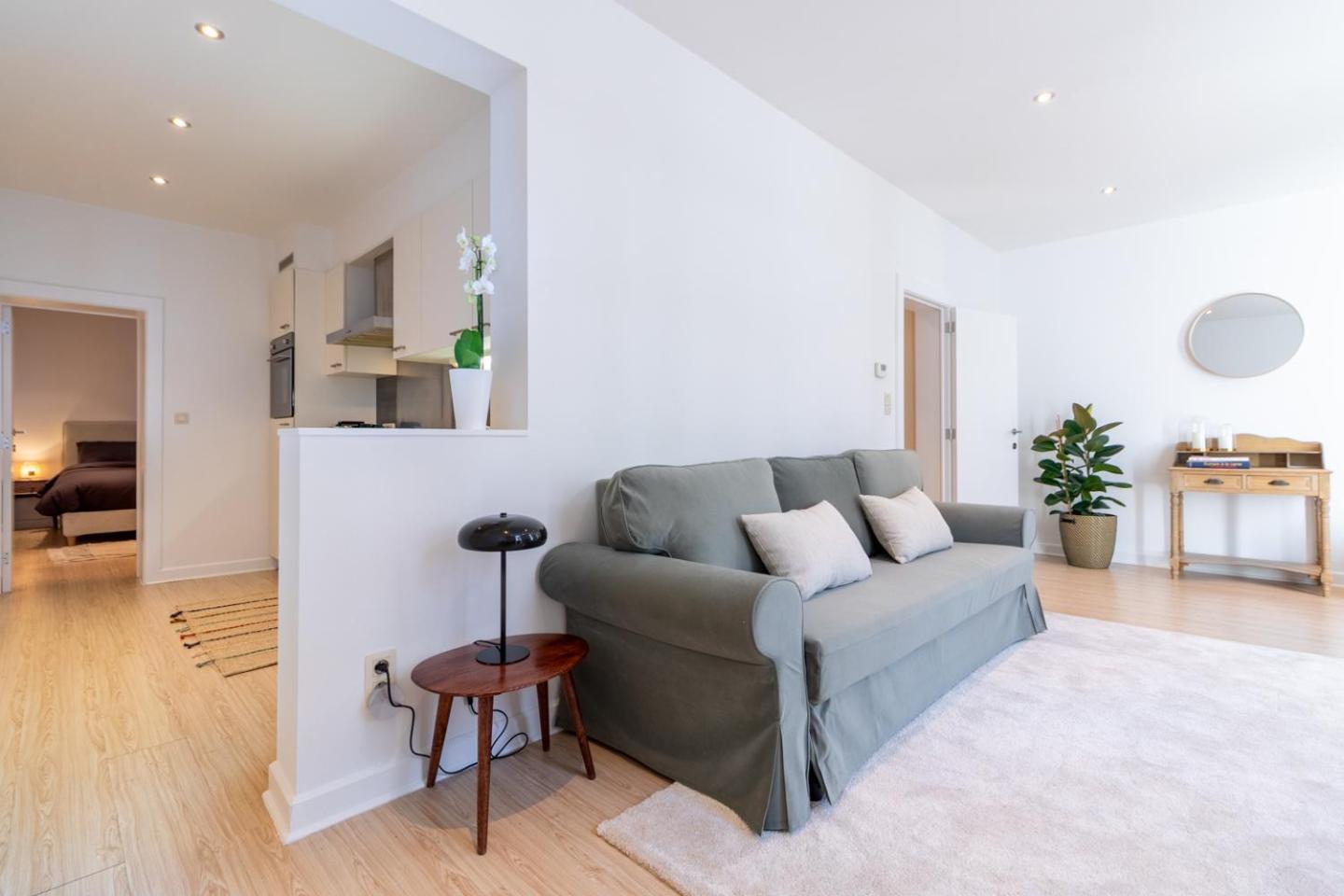 Bright, Spacious Apartments & Perfectly Located In The Heart Of Гент Экстерьер фото